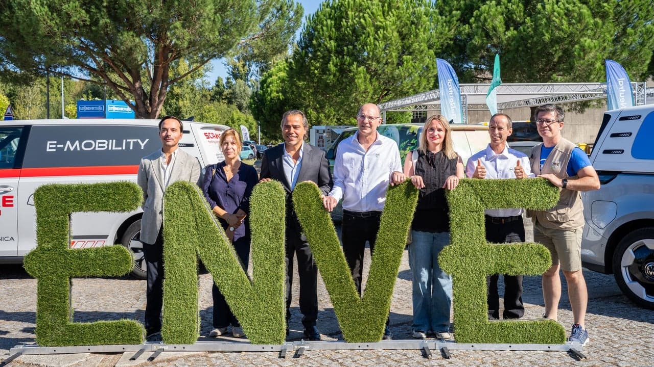 Imagem da notícia: Guimarães acolheu encontro sobre mobilidade elétrica