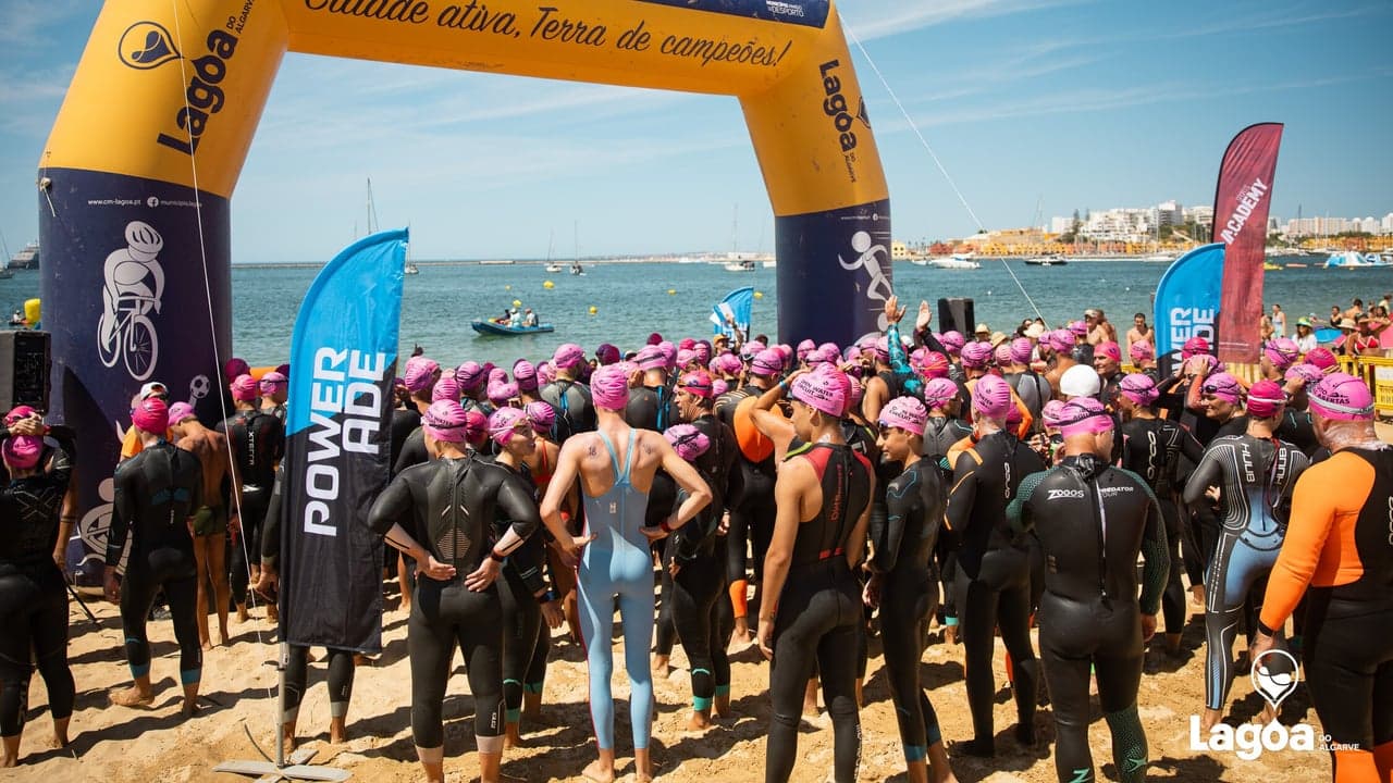 Imagem da notícia: Prova de Mar de Lagoa reuniu 323 nadadores na Praia Grande