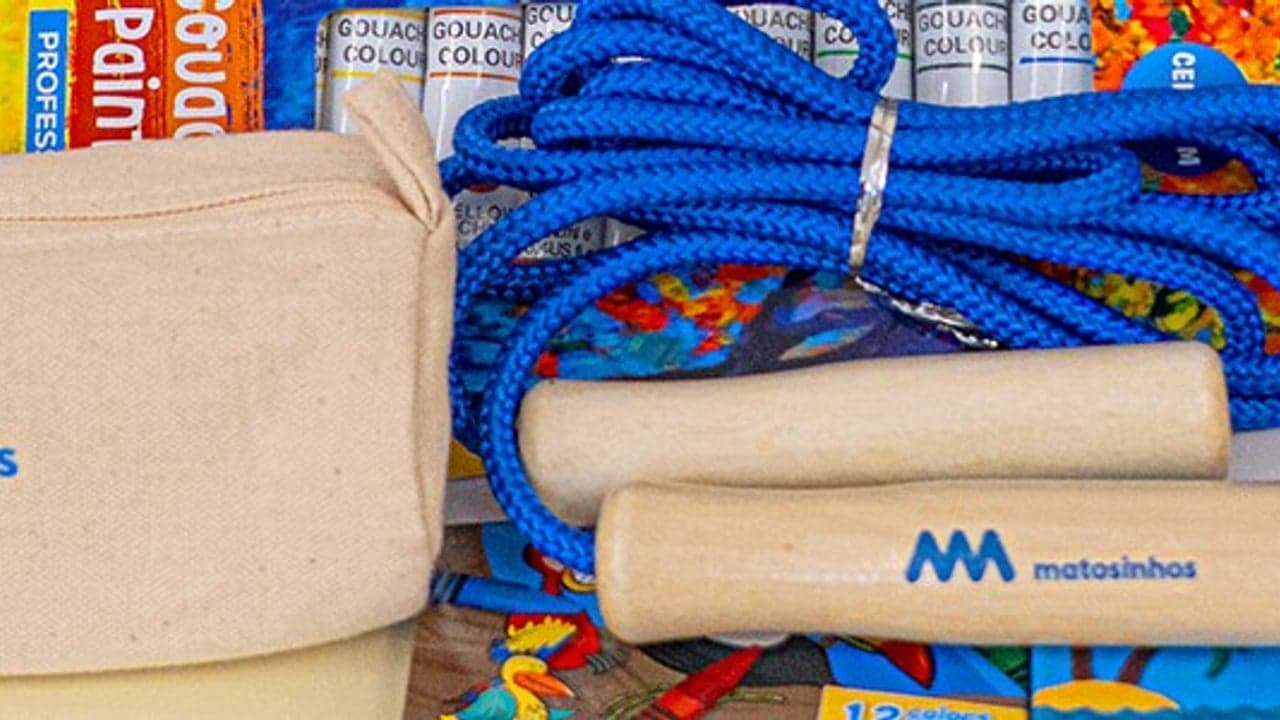 Imagem da notícia: Câmara distribui kits escolares a 5000 alunos do 1.º ciclo