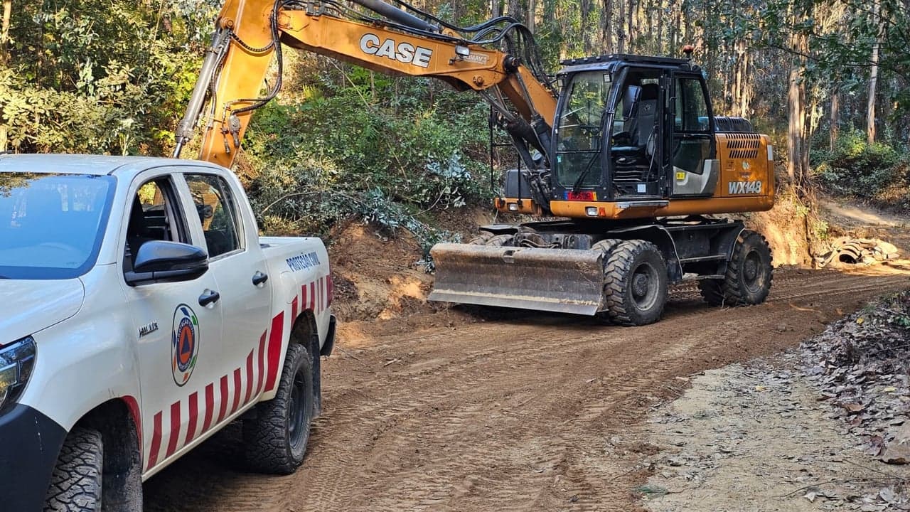 Imagem da notícia: Mortágua reforça drenagem de caminhos rurais antes do Inverno