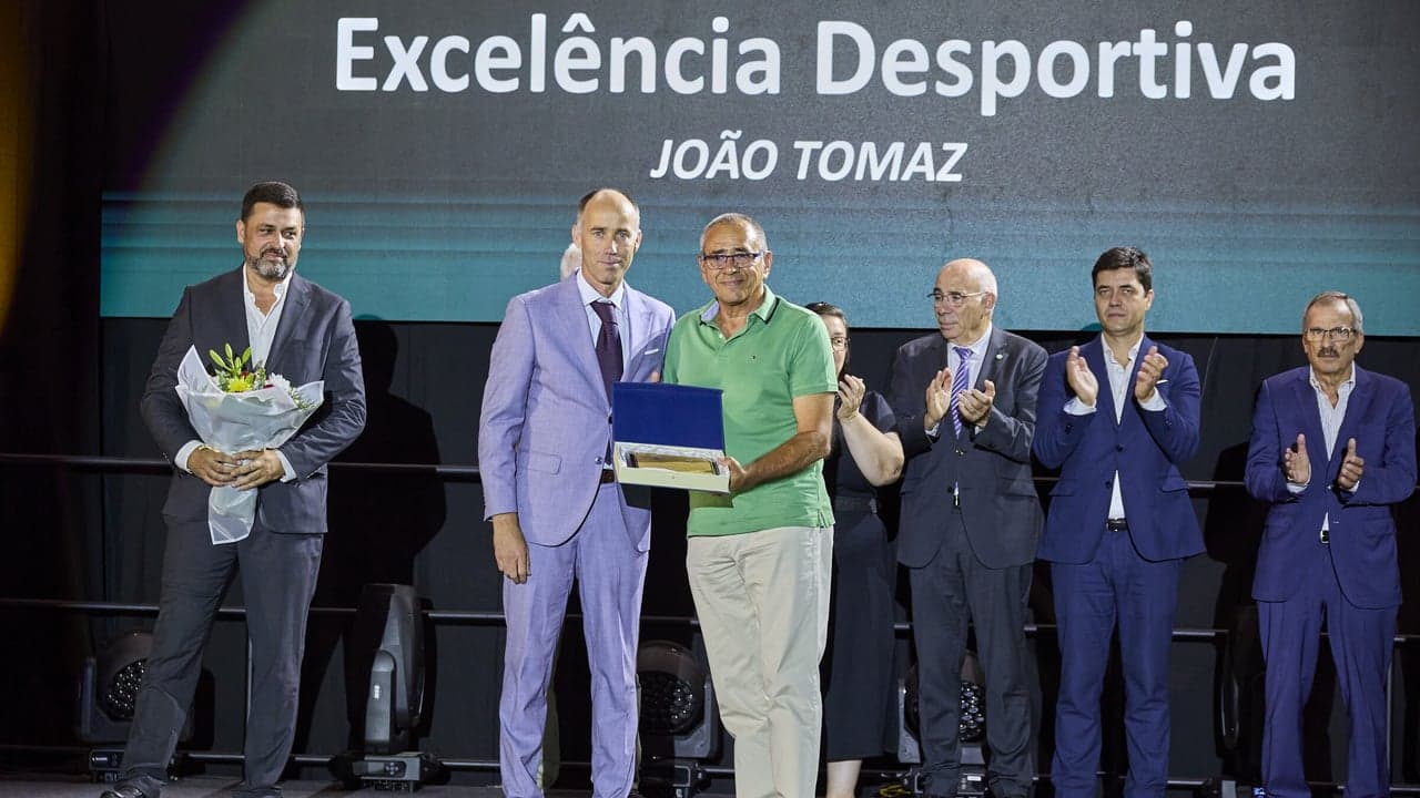Imagem da notícia: Gala reconhece 700 atletas e treinadores de Odivelas