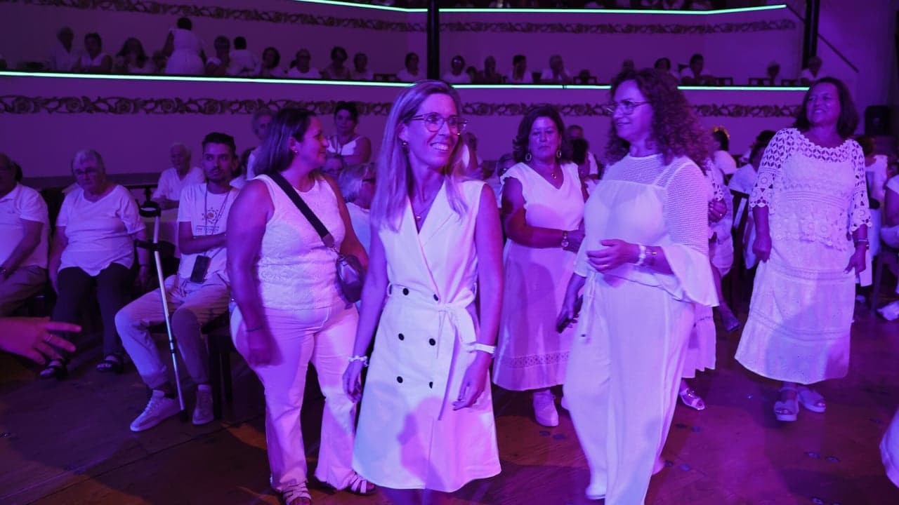 Imagem da notícia: Festa Branca Sénior congrega 600 idosos em Ponta Delgada
