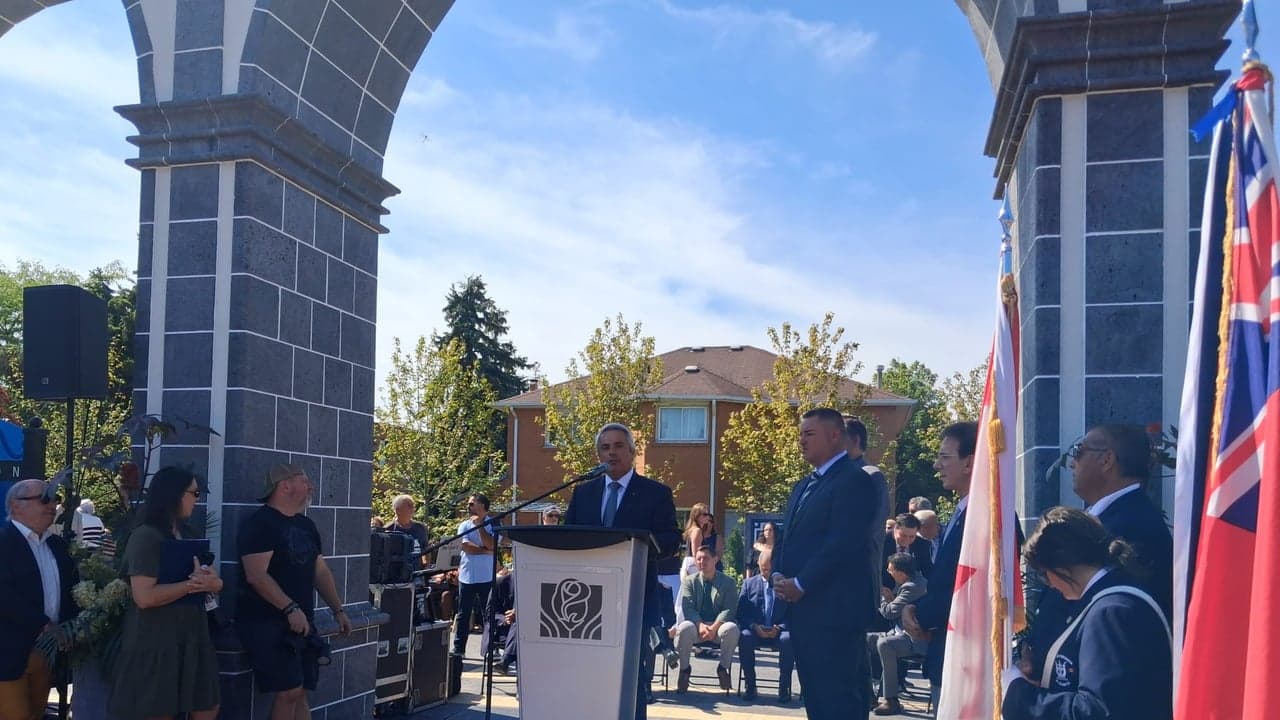 Imagem da notícia: Portas da Cidade inauguradas em Brampton, Canadá