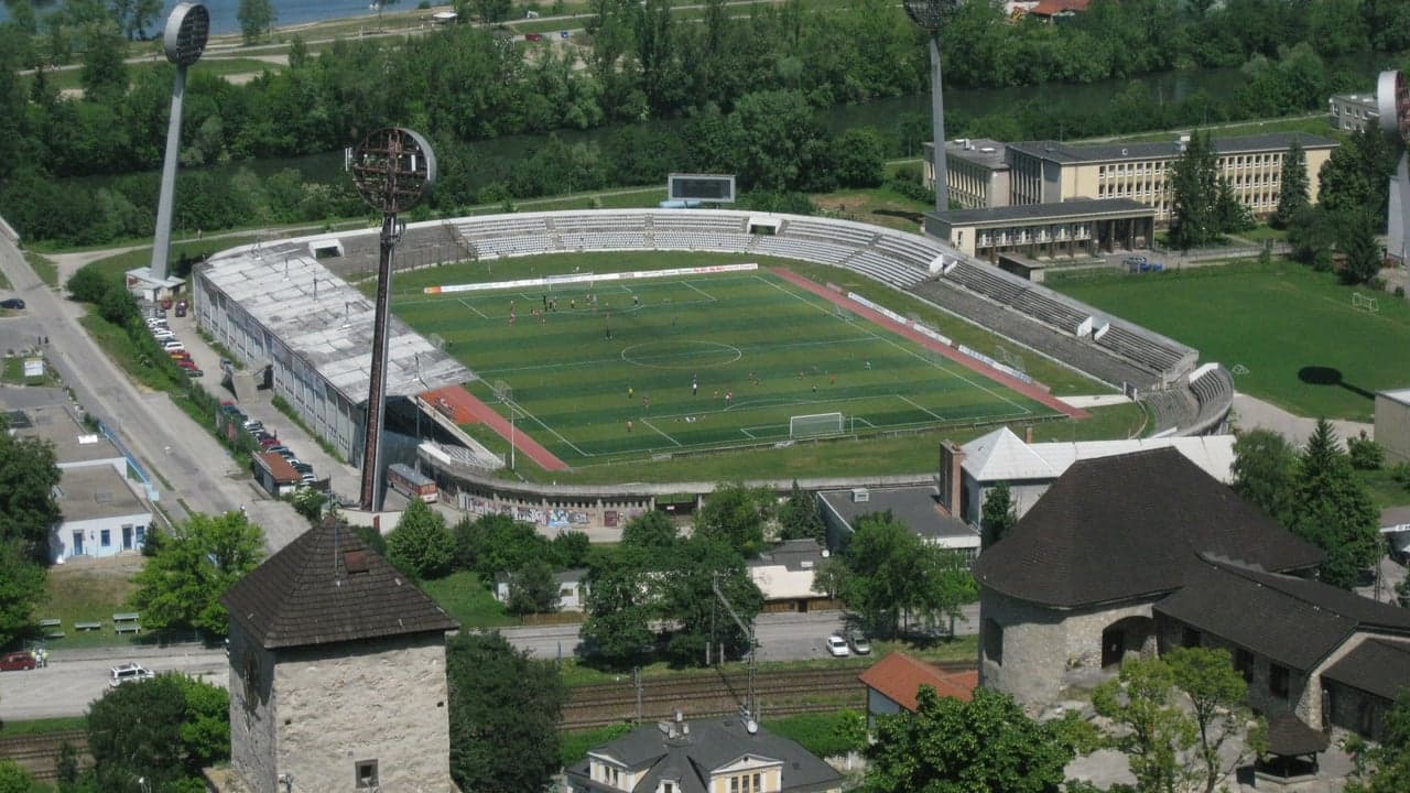 Imagem da notícia: Município levou 45 vilarregenses a jogo da Seleção em Lisboa