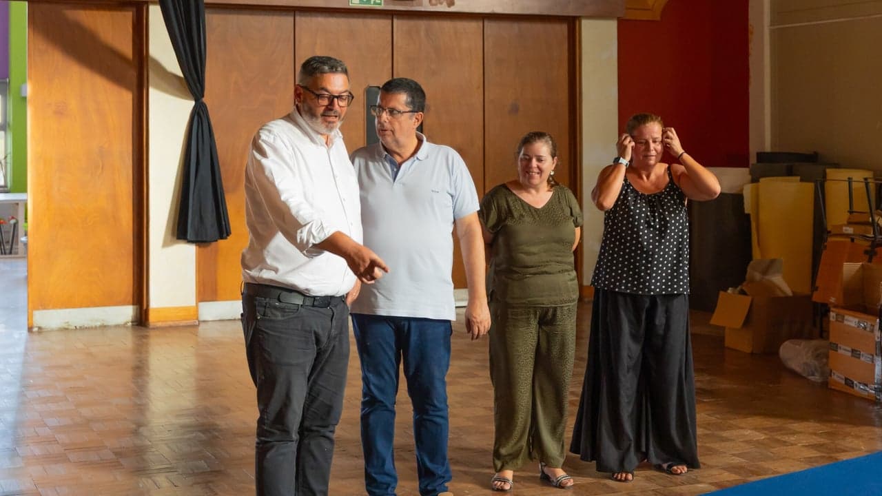 Imagem da notícia: Sociedade Euterpe Alhandrense recebe novo material desportivo