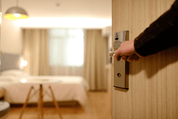 Logótipo de Brasant Imobiliária, Lda — Serviços em Coimbra