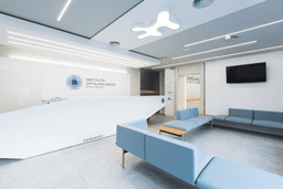 Logótipo de Instituto Oftalmológico Muñoz Trindade — Saúde em Funchal