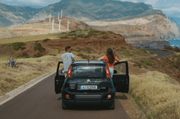 Logótipo de Vanscape Rentals - Rent-a-Car — Automóvel em Funchal