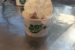 Logótipo de Gelataria Surf — Restauração em Lisboa