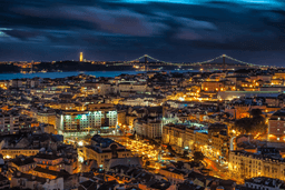 Logótipo de Internacional Design Hotel — Alojamento em Lisboa