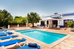 Logótipo de Algarve Wheelchair Holidays — Alojamento em Loulé
