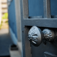 Logótipo de DeRose Method Alto da Maia — Educação em Maia