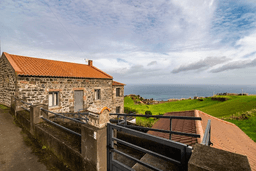 Logótipo de Casa Miradouro do Pesqueiro (AL) — Alojamento em Nordeste