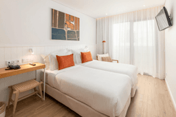 Logótipo de Pure Formosa Concept Hotel — Alojamento em Olhão