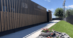 Logótipo de Quinta das Vinhas — Restauração em Pombal