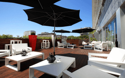 Logótipo de Bessa Hotel Boavista **** — Alojamento em Porto