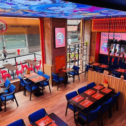 Logótipo de KungFu niuniu Noodles chinês — Restauração em Porto