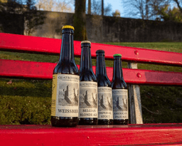 Logótipo de Quatrotorres - Cervejeira Feirense — Comércio em Santa Maria da Feira